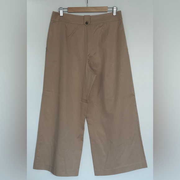Hudson North Wide Leg Khakis with Pleats. size 10. - Picture 2 of 6